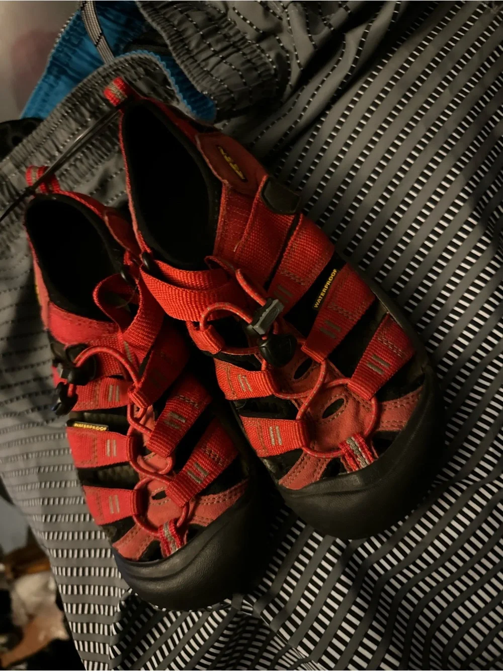 Keen Newport H2 Sandals RED Kids' 3Y